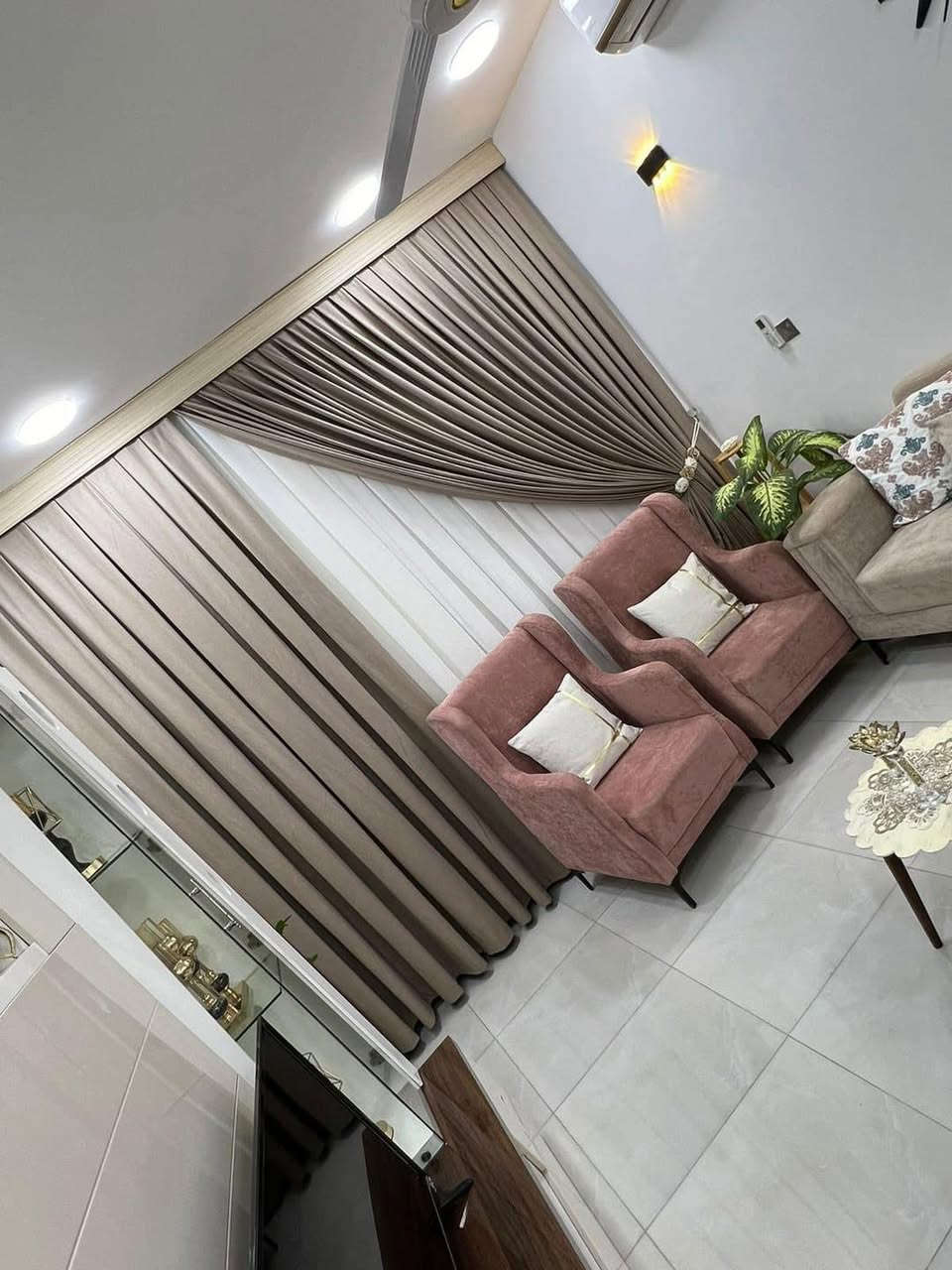 🔱  ستائر ابو غيث  🔱.                       

                     🔥( للاناقه عنوان )🔥.                            

‏‎📍 (بغداد _ المحمودية _شارع النعمان قرب مدرسة الرافدين  ) 

للتواصل والاستفسار مراسلة الصفحة او الاتصال بالرقم ( واتساب ) 📱🔚 ( *********** )

✳️ليس لدينا فرغ اخر 
#ستائر_ابو_غيث✅
