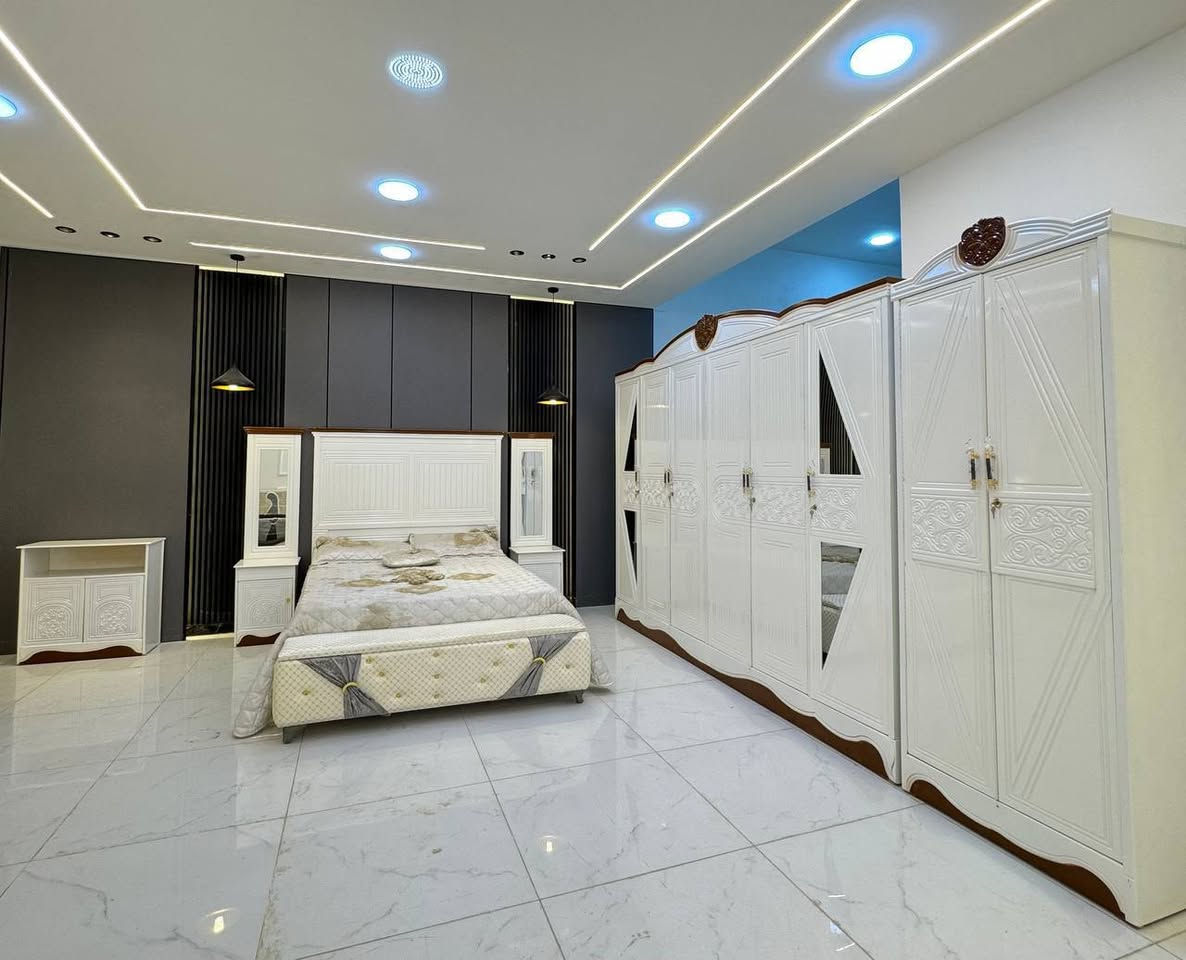 الموديل الصاج الجديد 🆕 

السعر مليون 100فقط 

غرفه نجاره شغل عراقي 🛌

متكونه من 9 قطع مميزه 

الكنتور ارتفاع 250 طول 320 

مع الزاويه مجموع الطول 4 امتار 

السمك الخارجي للغرفه 4 ملم صاج

والسمك الداخلي 3 ملم صاج طبيعي 

سعر الشازلون الخزان 75 الف 

سعر الشازلون المقعد 50 الف 

متوفر توصيل وشد داخل بغداد 😊

متوفر توصيل وشد لكافة محافضات العراق 🇮🇶

G


**إذا كنت صاحب هذا الإعلان وتريد حذفه لأي سبب، رجاءا أرسل رسالة إلى الدعم الفني**