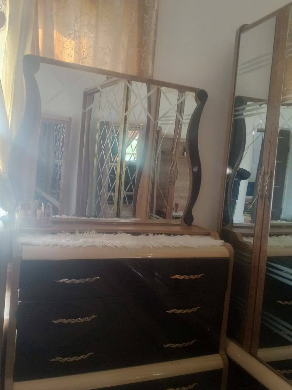 غرفه نوم اخت الجديده تركيه سعر 900مكان بغداد أبو غريب ***********
