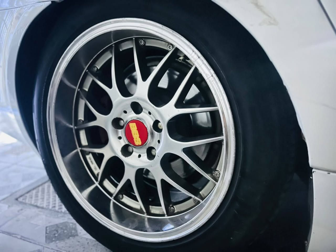 ويل BBS مع تخم تاير جديد مكان بغداد 
***********

