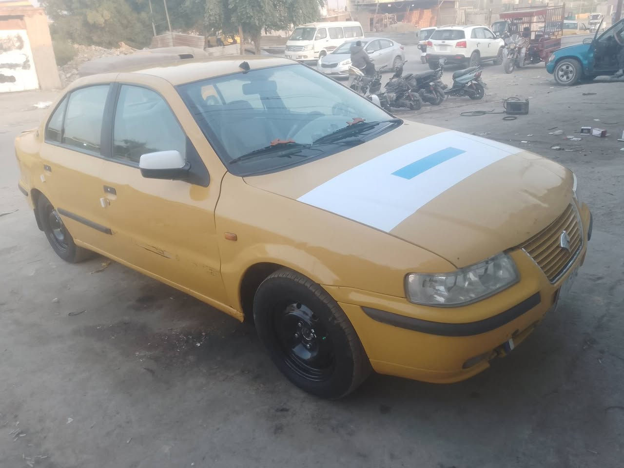 سلام عليكم سمند موديل 12 سيارة حلوة تبريد تتفئة كلة شغال كهربائياتهة كلهه شغالة وبلادية 
صدر جديد سيارة جاهزة وشرط التحويل اكاتب مروري ثاني يوم اريد تحويل سعر 32 وبيهة مجال بكاني زعفرانية ***********
