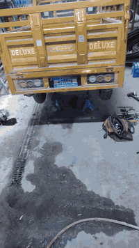 السلام عليكم مصلح موقعي
لجميع انواع دراجات والستوتات شحن 
اجيك لباب بيتك
 جميع الادوات متوفره
وعليه  خدمت توصيل متوفره جميع المحافضات
ومتوفر عندي جميع انواع البطاريات جديد  و مستخدم
*********** واتساب
