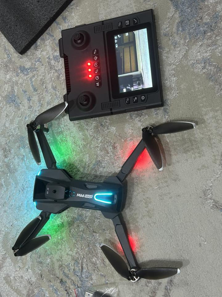 درون m66 للبيع يوجد توصيل مانع تصادم حقيقي و رجوع ذاتي gps يجي ويا رام و فلاش و اجنحة اضافيه عدد8 و يجي ويا بطارية وحده الي يريد يشوف ثباته و يعرف سعره و بقيه موصفات واتساب ***********
