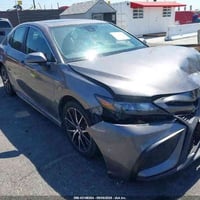 ورحمه الله وبركاته  للبيع 🚗 الموديل : 2024  كامري هايبرد 🔴 الـعـداد : ...