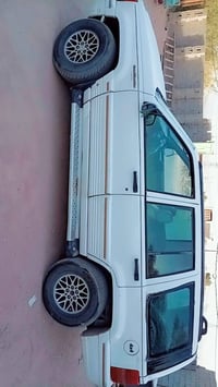 جيب شيروكي موديل سته وتسعين مكنه بطه كير تماتيك لمالك بقداد تريد وكاله...