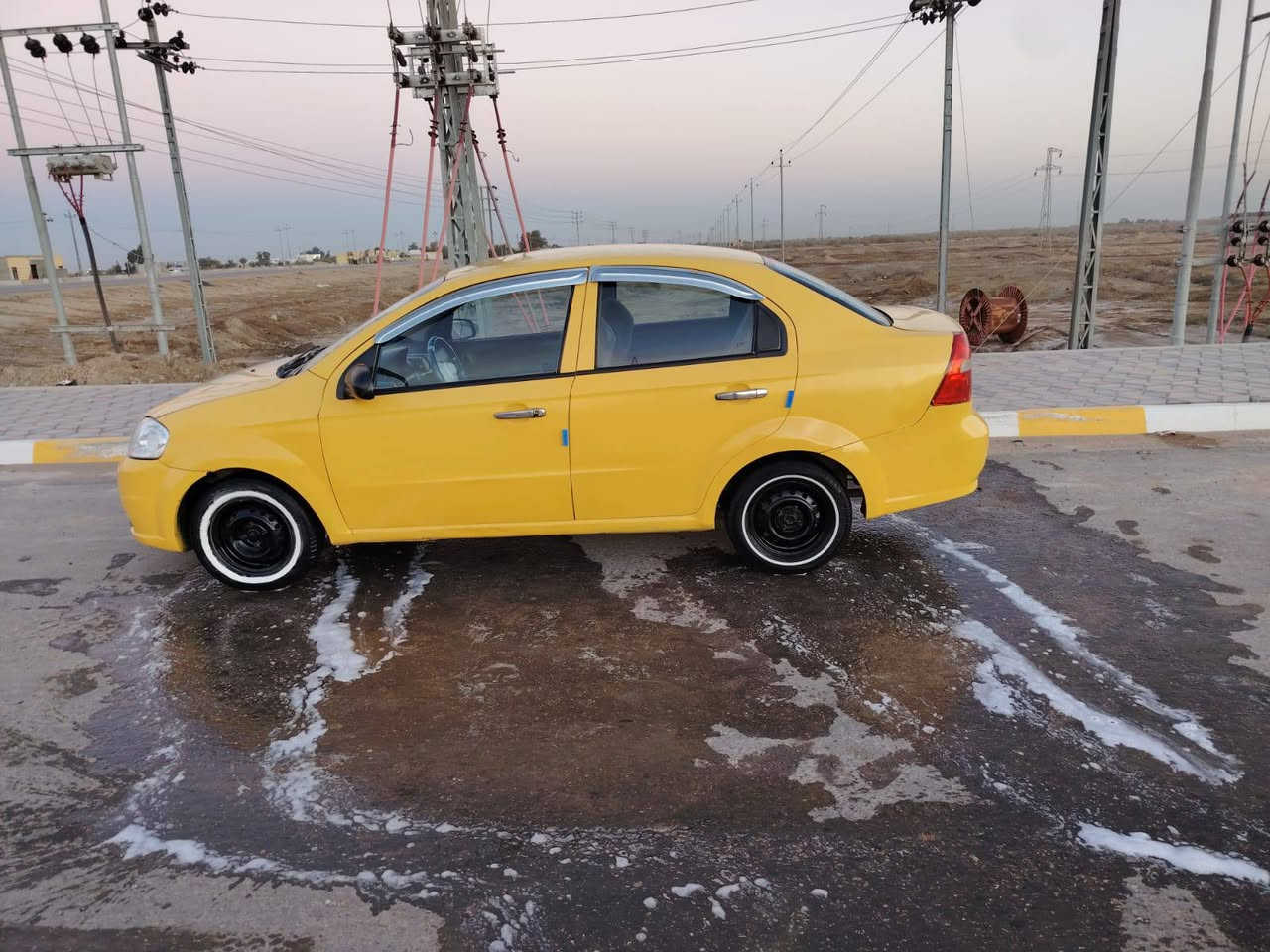 السلام عليكم افيو مديل 8 مكينه 1600 مكينه وكير وحداديه وتخم تاير وكهربائيات كله جديد  مكفوله من ضربه مصفره هيئه وغرامات خط وبحث جدد سياره رقم نجف سنويه مجدده 28 تخم تاير جديد باتري جديد السعر 43 سياره حلوه مثل الصوره مكان السياره ديوانيه قضاء غماس التصال عله رقم ***********
