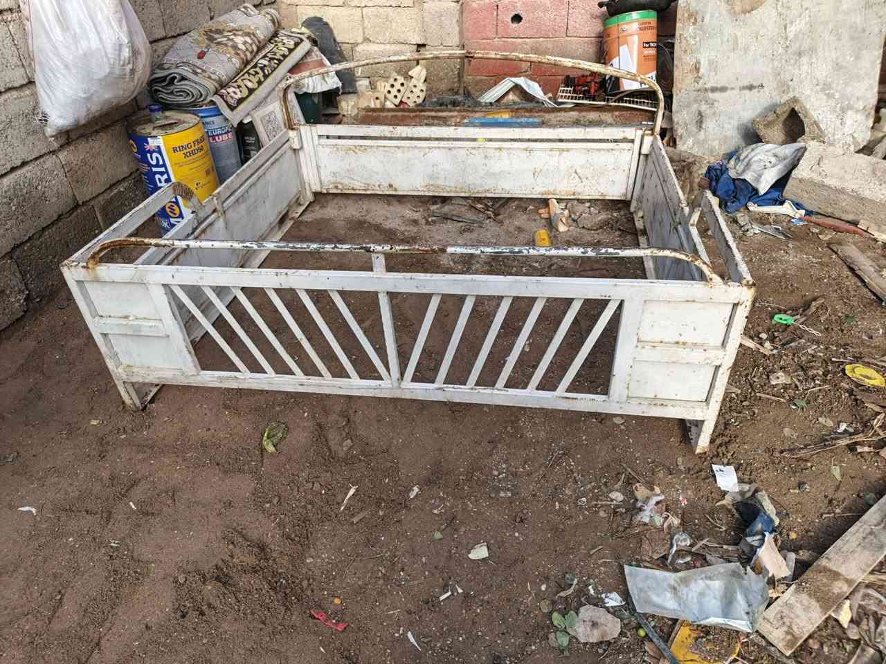 للبيع في بغداد نهروان سفسار ***********
