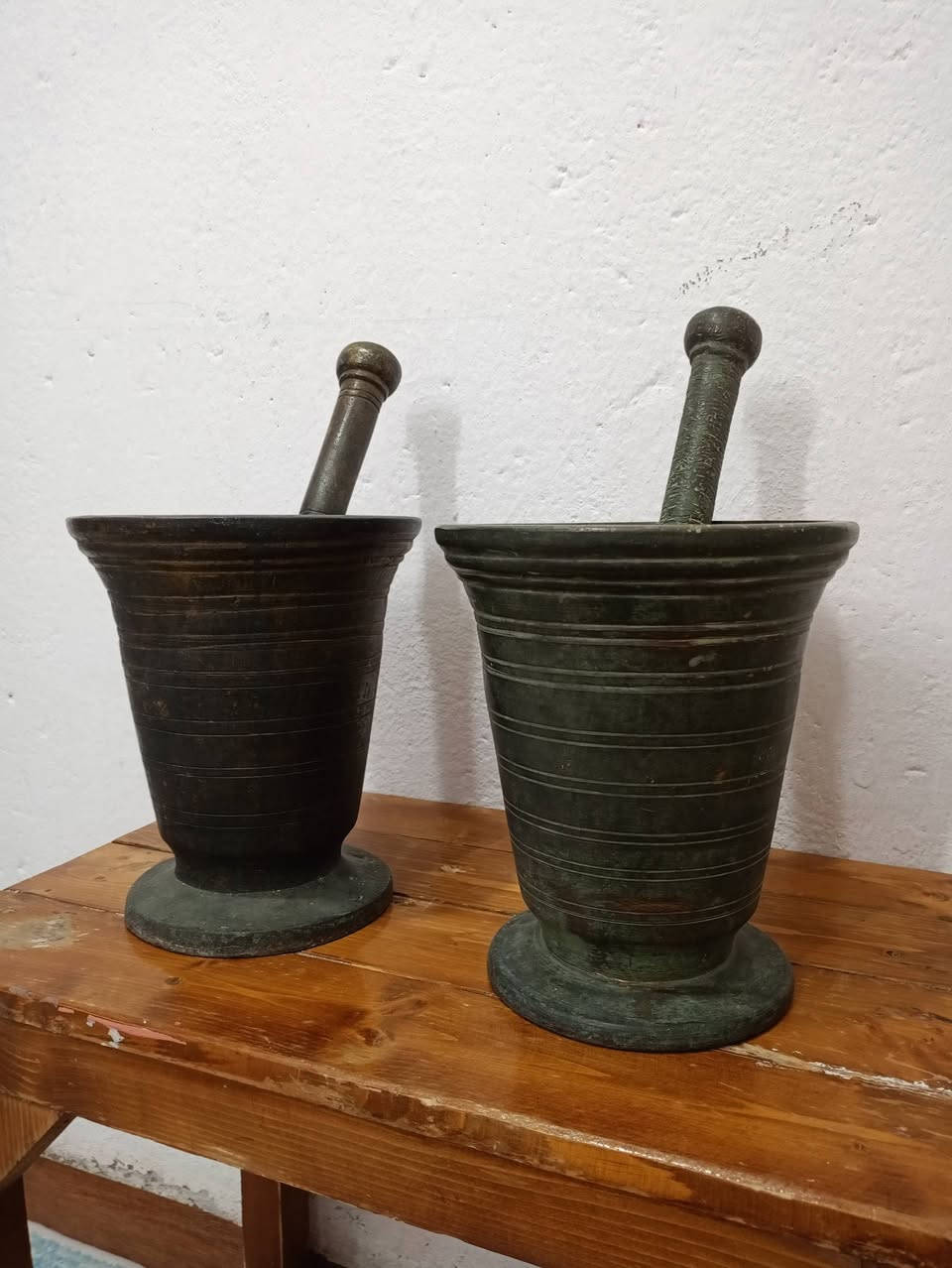 هاونات بغداديات 2  مقاساات 24 و24 ونص
 السعر خااااااااص  لطفا


**إذا كنت صاحب هذا الإعلان وتريد حذفه لأي سبب، رجاءا أرسل رسالة إلى الدعم الفني**