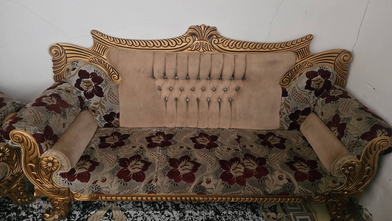 تخم  5مقاعد نظيف كلش للبيع والاستفسار خاص  ت بابل  رقم ***********
