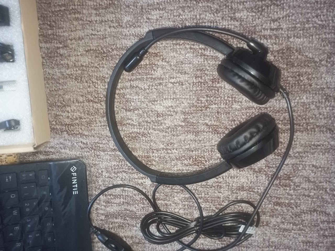 شلعه نيك مايك هيت سيت و كيبورد بلوتوز 2 قطعة مع كفر ايباد دهوك, العراق


**إذا كنت صاحب هذا الإعلان وتريد حذفه لأي سبب، رجاءا أرسل رسالة إلى الدعم الفني**