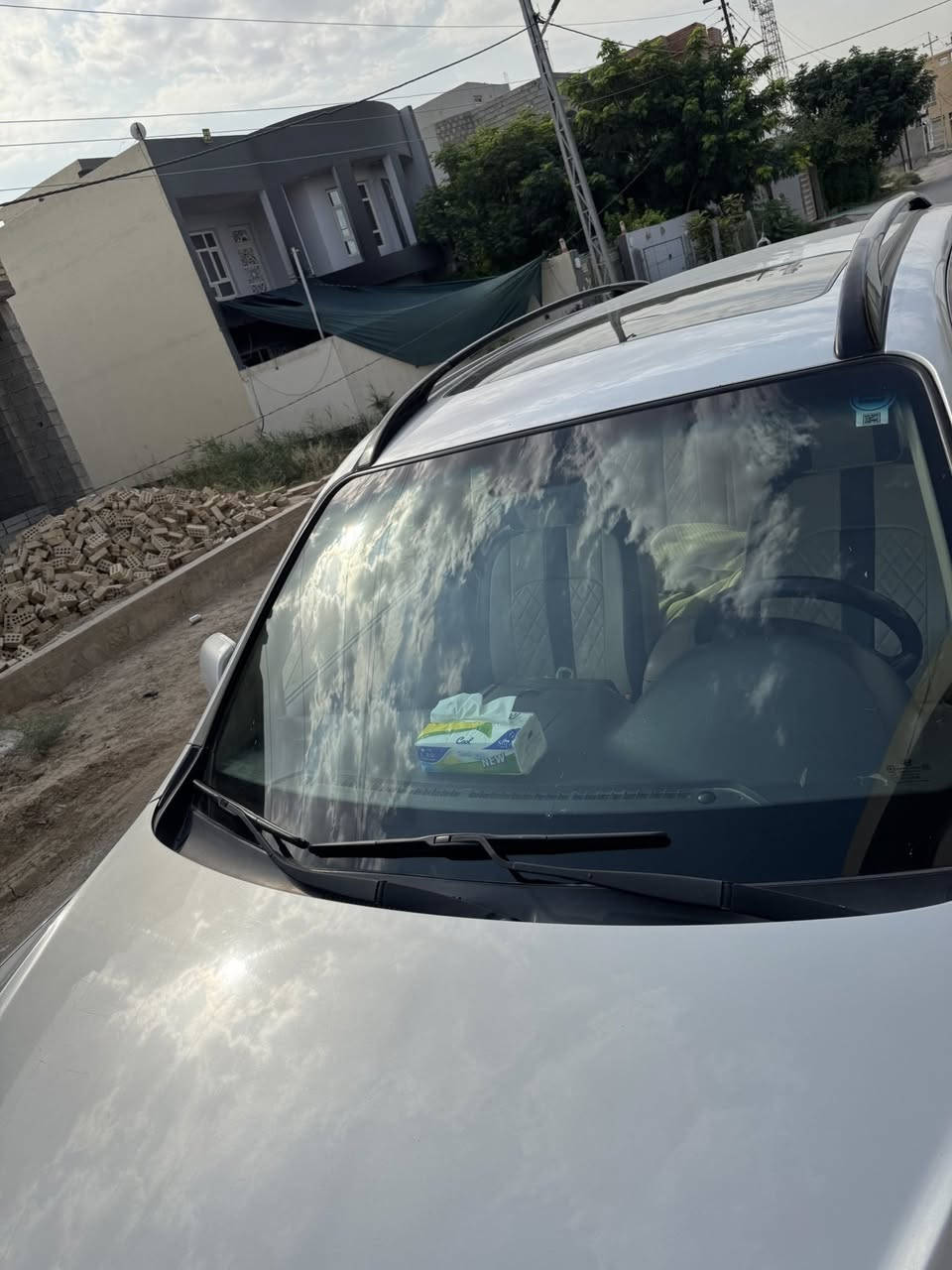 سنتافي خليجي 2012 فول مواصفات مكينه 6 رقم بغداد مكاني ديالى بعقوبة الصور تحجي ع نضافة سبعة راكب *********** 
سعر 165 وبيهة مجال حك الجية فقط جاملغ صبغ خلفي عكس السايق اثر شخوط
