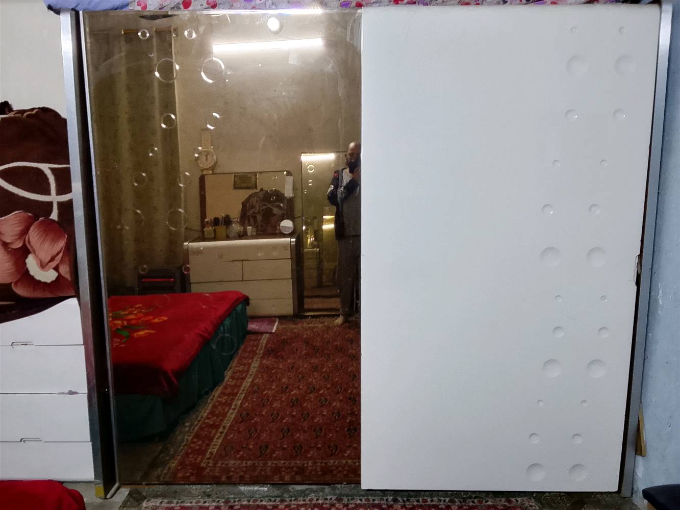 غرفه نوم ضخمه سبع قطع نضيفه جدا