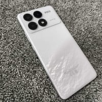 بوكو F6 برو • ١ تيرا • نظيف ١٠٠٪