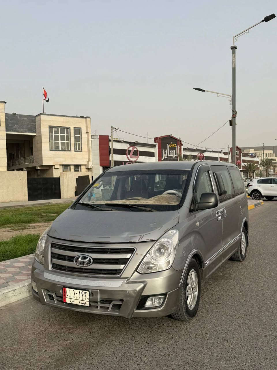 سلام عليكم استاركس للبيع موديل 2014
بيهه قطعتين صبغ باقي مكفوله 
مكينه كير خير من الله 
تخم تاير 
تبريد خير من الله 
سعر 180بيهه مجال 
***********
