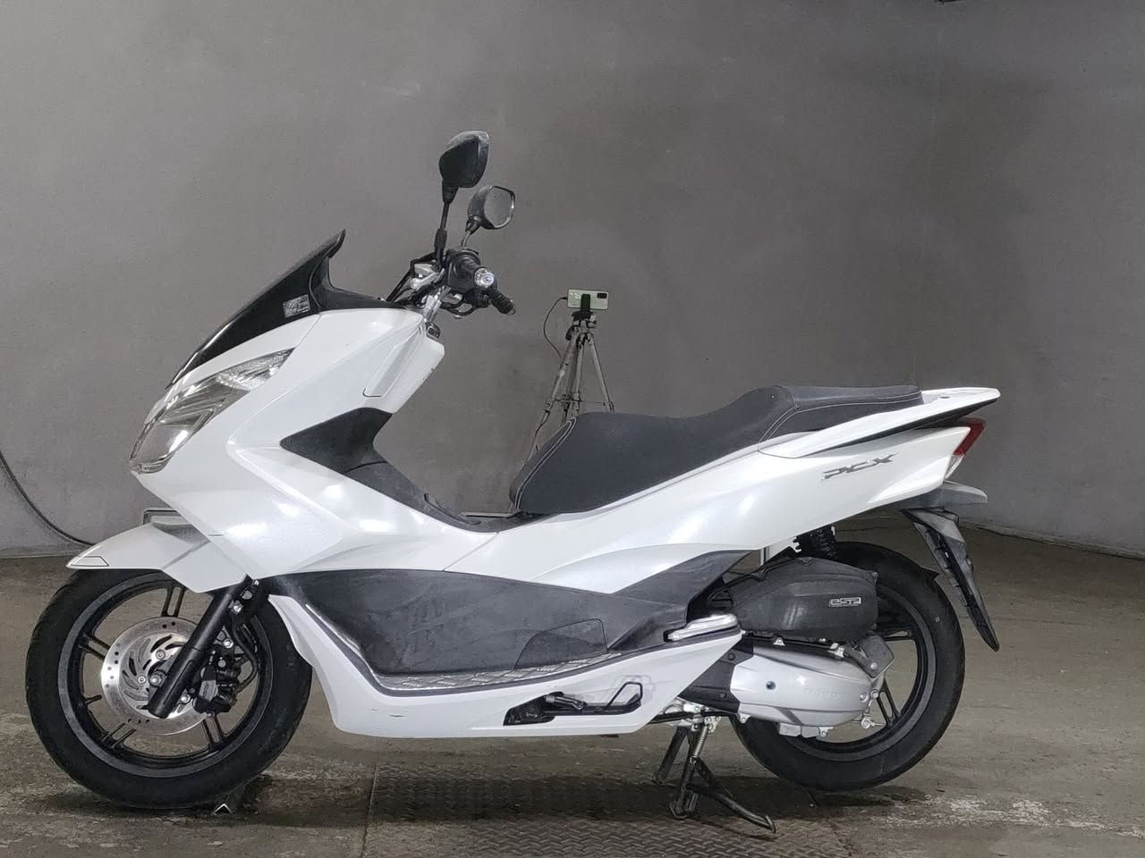 يالله بي سي اكس ياباني مكينه 125كفالة عامة اي نقص مابيهة ماشية 6الف بل يابان وحالين 7كفالة عامة الدراجة سعرهة 19$ورقة ونص مجال كلش قليل ***********مدينه الصدر عنواني سعرهة19ونص مجال حكزالجية بس
