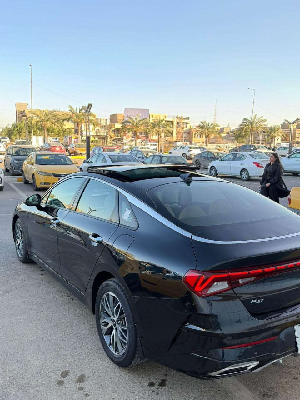 مراوس ويا كامري من موديل ١٨ الى ٢٤ 
كي فايف خليجي فول موصفات بنوراما محرك ٢٥٠٠
مكاني بغداد الكرخ
***********
