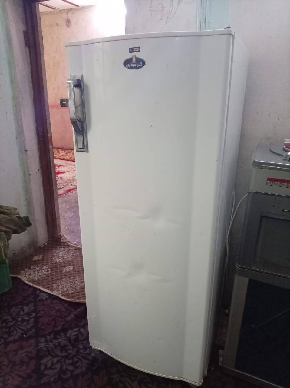 للبيع ثلاجه شغاله ع فحص نوعية كيرازي الاصلي 15 قدم نظيفه مابيهه اي ضرر
(العنوان نجف مقابل قرية الغدير شارع المطحنه )


**إذا كنت صاحب هذا الإعلان وتريد حذفه لأي سبب، رجاءا أرسل رسالة إلى الدعم الفني**