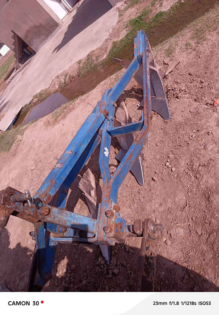 السلام عليكم فيدان للبيع حجم11البير تركي المكان ابو غريب السعر مليون و اربعميه وبيه مجال للتصال70516884541,,***********
