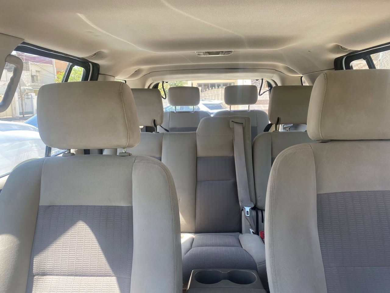 فورد. اكسبلور
2007
بدون صبغ 
گير محرك اكسل بشرط 
واتساپ 
***********
