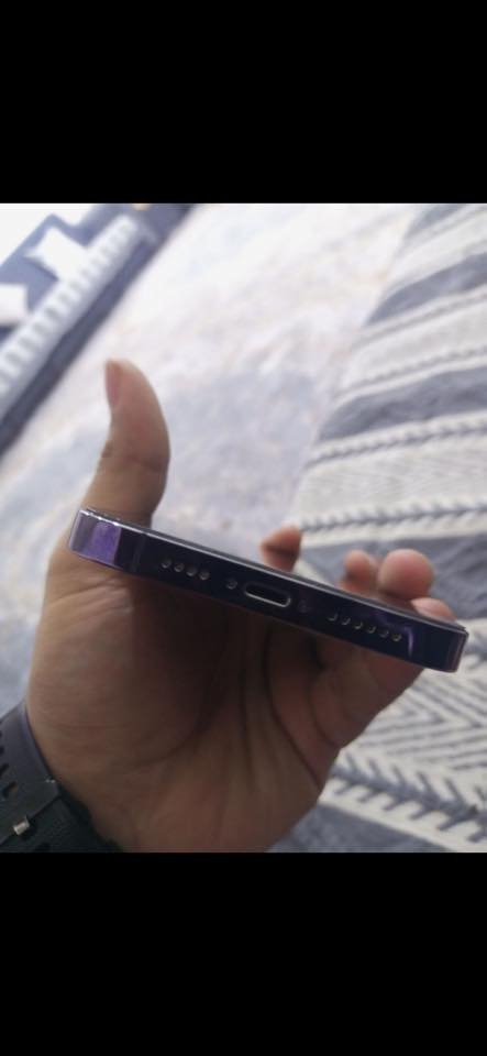 سلام عليكم ايفون 14 برو ماكس ذاكرة 1 تيرا بطارية 88 شريحة الكترونية مبدل شاشة اصلية موجودة علامة الصح رايده ب750 او مراوس وية اس 24 الترا مكاني تنومة صالحية 
رقمي
***********
