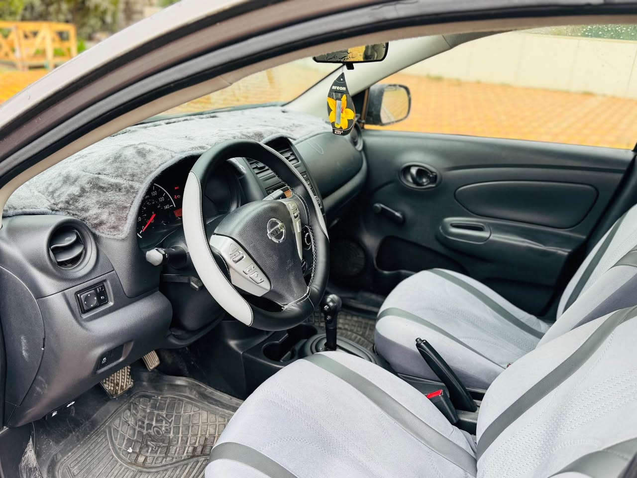 نیسان ٢٠١٧ فێرسا ٣ پارچەی بۆیاخە پێشو دوای کەپسە گێرو مەکەینە و تەبرت بەشەرتە ٤ گەلا خرامەی تیایە بۆت ئەگێرمەوە دوای معامەلە گێر تۆماتیک  سەنەوی دووسالە بەسەرچووە هەمووگیانی مەزبەوتە دوای ٨٢$ معامەلەی کەم ئەکەم 
*********** واتساپ السليمانية, العراق
