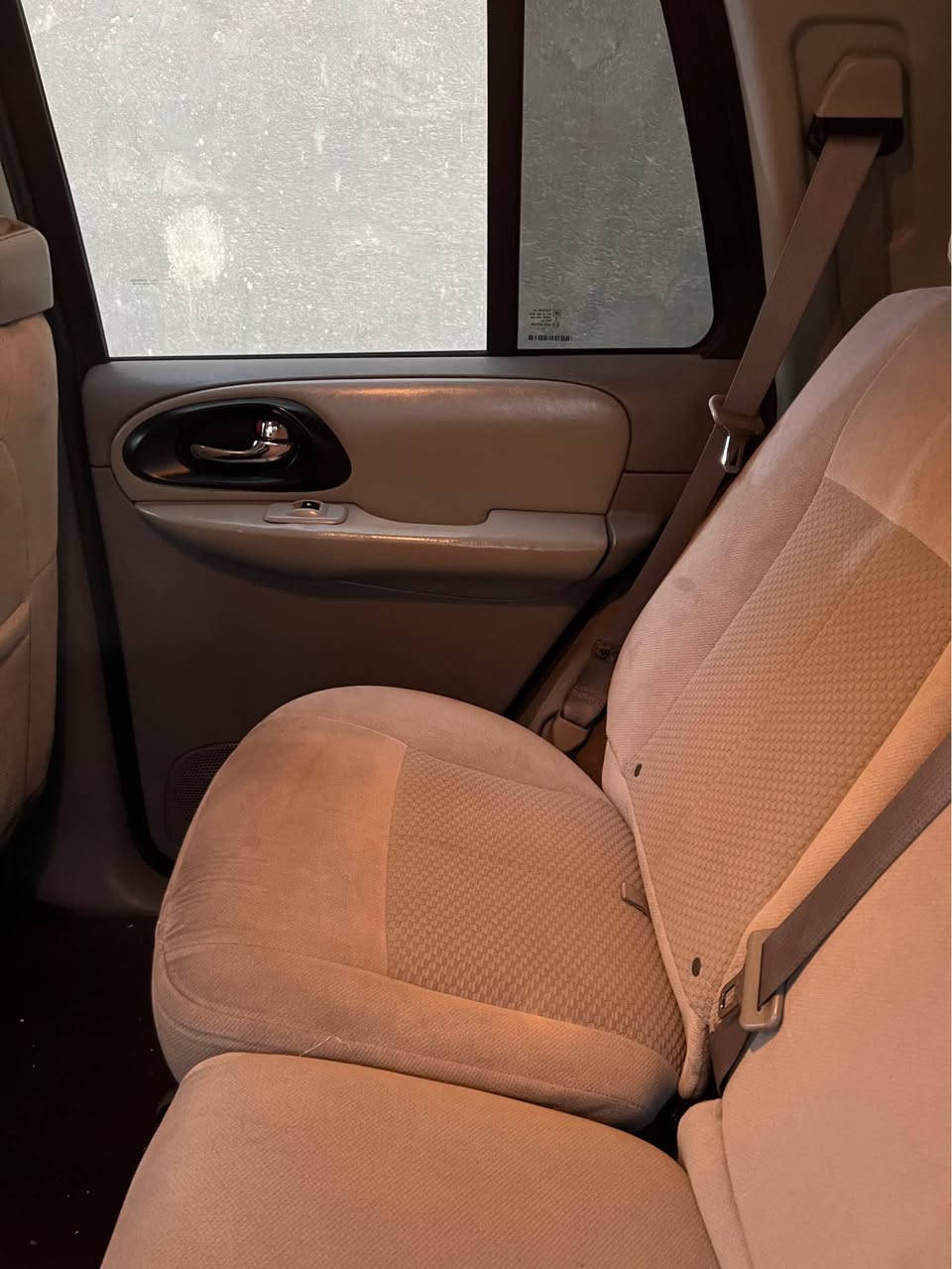 السلام عليكم بلايزر موديل ٢٠٠٧
سياره جديده بمعنى الكلمه بجم تاهو لاضربه ولاصبغ سونار موضح بصور  كير  ممتاز ومحرك جديد ب الكارتون 
تبريد فول تخم تاير حداديه ع شركة ماشيه ٨٠ الف سنويه ب اسمي تحويل او وكاله رقم الدولي مكان السياره بصرة
***********
السعر ١٢٢ البصرة, العراق
