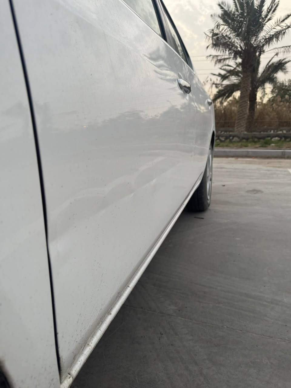 🔥نيسان صني 2025
-ماشية 9 الاف
-اربع جامات كهرباء
-شاشة
-السيارة كفاله عامة من صبغ وضربه وبارد وتبديل ماعدا شخط باب السايق جداً خفيف باقي بس خيال وصاير جوة وموجود بالصور 

السعر : 125
المكان النجف 
***********
