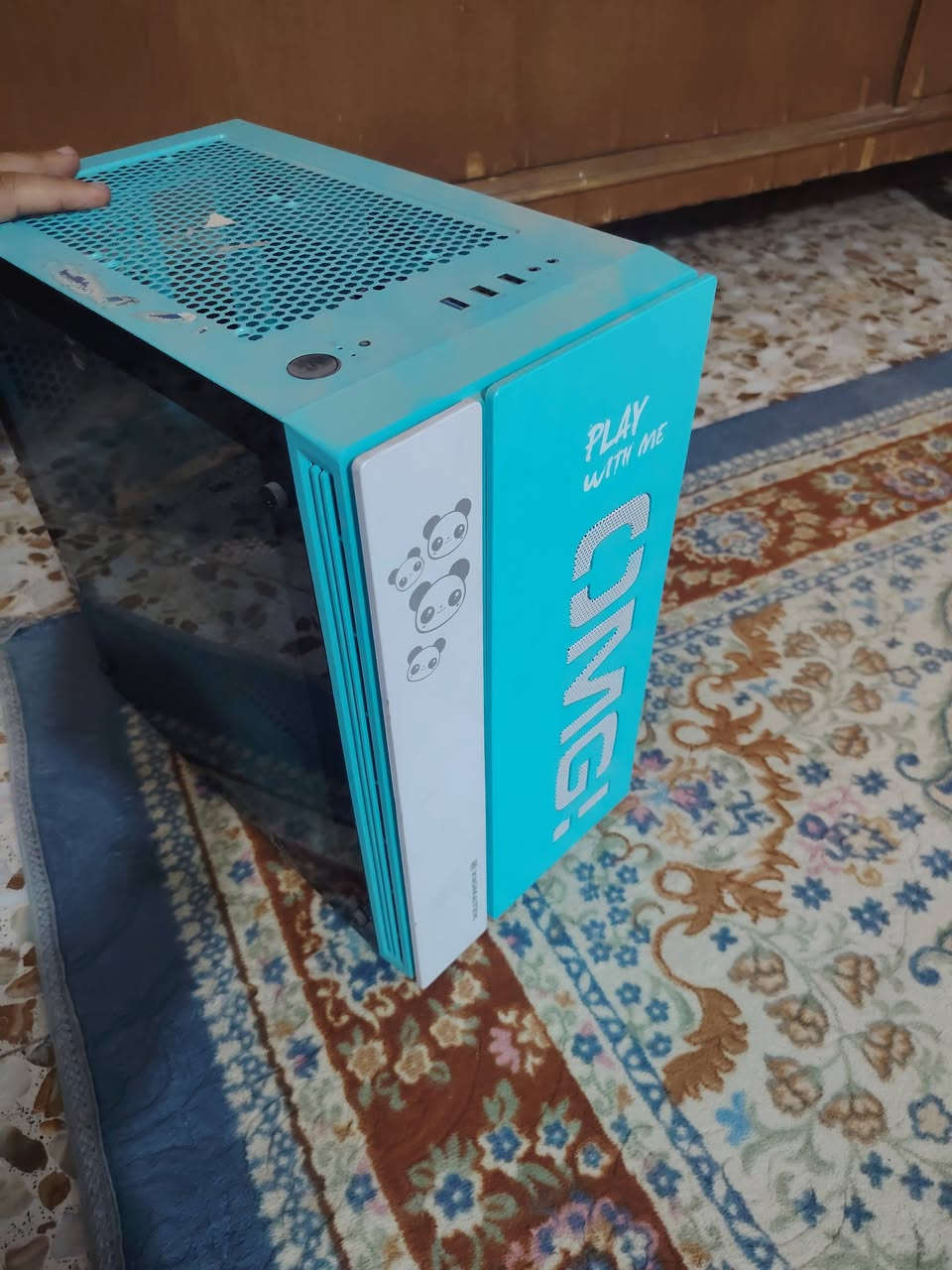 كيس mid
يعني ياخذ بوردات  صغيرة مو atx

وكروت ثنين ١٦٦٠ و الثاني قديم  يطلعن صورة فقط بايوس بعد تثبيت التعريف تروح الصورة مااعرف شنو مشكلتهن  هن ياخذوهن للعرض فقط

الكيس والكروت ثنينهن سعرهن 65 الف بيهن مجال قليل

ماعندي توصيل) مكاني فلكة حي النصر بغداد)

 *********** واتساب رسائل فقط
