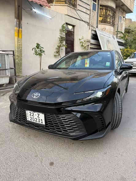 السلام عليكم 
تويوتا كامري ٢٠٢٥ هايبرد ماشيه ٩ آلاف 
السيارة وارد أمريكي جاملغ خلفي بدون دواخل كما موضح في الصوره 

المواصفات 

مقاعد جلد 
رادار امامي 
نقاط عمياء 
كاميرا خلفية 
شاحن لاسلكي
كرسي كهرباء 
تدفئة مقاعد 
تشغيل عن بعد 
مستشعر وقوف 
بصمتين 

السيارة ما ناقصها اي شي بأسمي شخصياً 

مكان السيارة بغداد 

للإستفسار :- ***********
