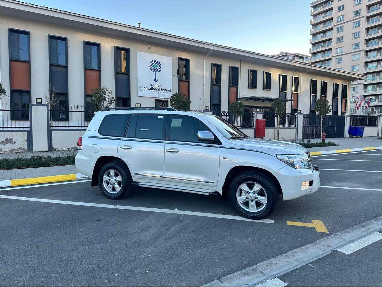 وەنەوشە 2010 GXR ٨هەشت بستۆن فول فول مواسە فات دوبەی  ١ مانگە داخل بوە کتابی تازە داخل بونەکەی تیدایە تیر مەسروف سەیارەکە دەروناوی لەسەر دەقی شەریکە ماوەتەوە  بی بۆیاخ بی سارد بی چاڵ بی شخوت   ٢١٤ هەزار ڕۆشتوە ئەولەزگەیەش بۆجوانی تازە لیم داوە سەیارەکە تا بلیت لۆک و جوان و بی مەسرەفە و زۆرتازە مەوەتەوە مەکیینە و گیر و دەبل ئەکسل و کارەبای  بی عەیبە و هەموی بەشەرت سەیارەکە لە جوانیدا وەسف ناکریت هەمو گیانی بەشەرت وە گۆرینەوە ناکەم تەنها فرۆشتنە سعری $٢٠٥گەلا و مەجالیکی کەم لە سلیمانیم *********** السليمانية, العراق
