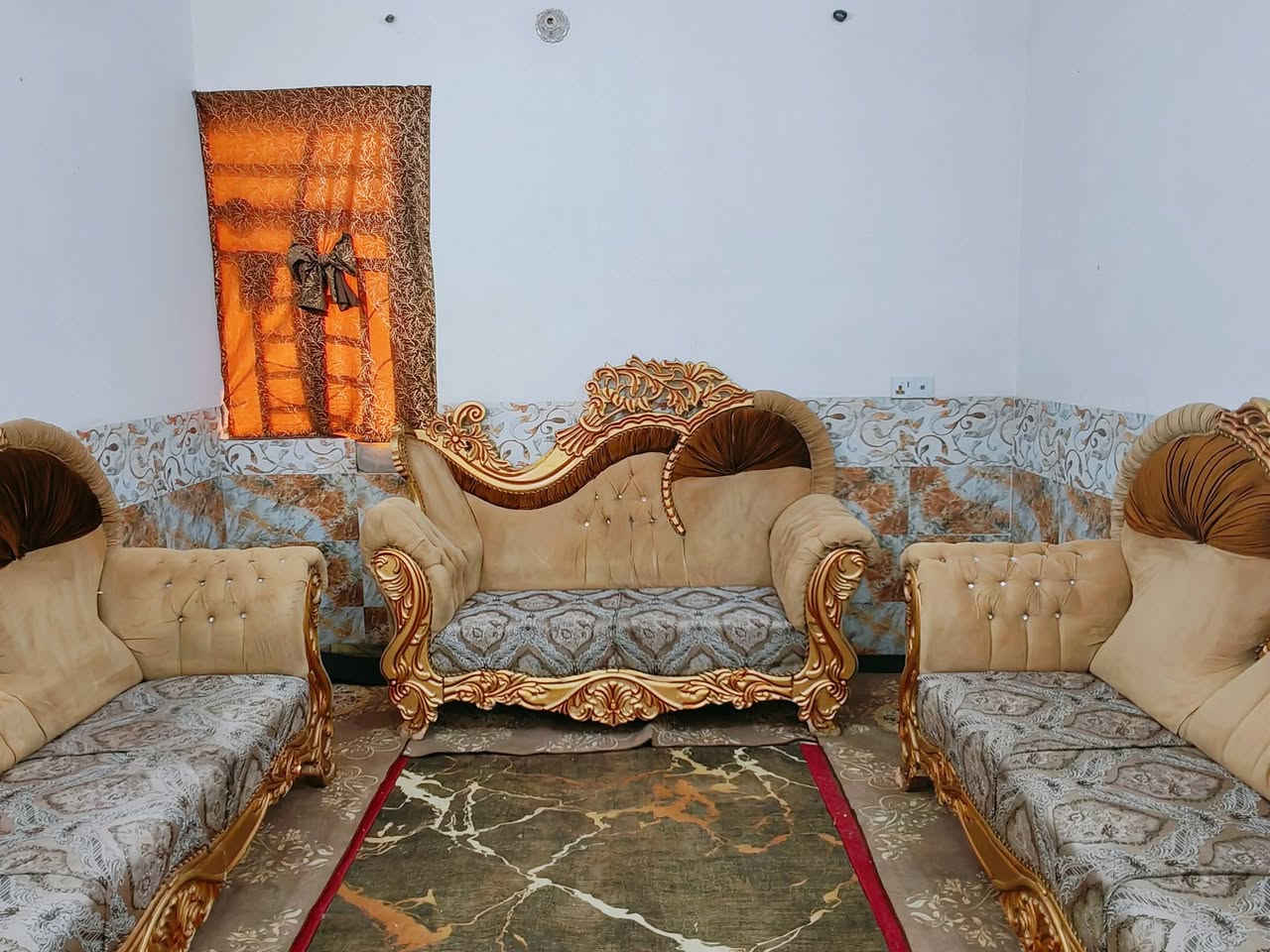 تخم ملكي10 مقاعد تسكام خشب المقاعد صاج عراقي درجه اولى حيل نضيف مابي اي ضرر السعر 375 العنوان كربلاء بدايه الأمن الداخلي *********** يوجد توصيل داخل كربلاء
