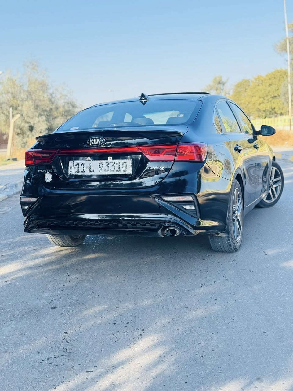 السلام عليكم 
كيا فورتي 2019 بسمي رقم بغداد 
 فول الفول موصفات EX

1بصمه 
2فتحه 
3بصمه بيبان 
4كشنات جلد كهرباء 
5تبريد قطعتين
6رادارات امامي خلفي جانبي 
7كامره دواره وشاشه لمس 
8مكينه 2000 دوش وكير ايتي 
9مري كهرباء اشاير مري 
10 شحن ذاتي لاسلكي 
11لايت عدسه 
12ماشيه 70 حقيقي 
13قياده ذاتيه نضام ترحيب 
14حساسات خلفيه ويلكب كروم 

بعد هواي مواصفات بيهه سياره فول مكينه وكير وحدايه وتبريد مكفولات السياره بيهه فقط بنيد بدون اي دواخل شرط الفحص والسونار سياره كنديه بدون ملاحضات السعر 128 مجاله بسيط  المحموديه بغداد ***********
