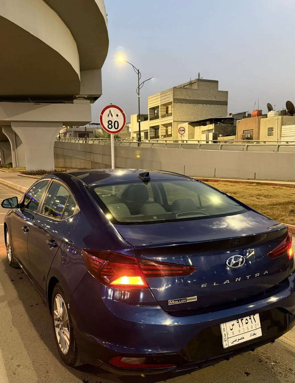 سلام عليكم
النترا 2019 وارد أمريكي – ازرق

محرك 2000 دوش– كير ATM 

شاشة كار بلاي – تحكمات ستيرن

مثبت سرعة – رادار – تحديد مسار – نقطة عمياء

ثلاث قيادات – منضومة زنون وباقي المواصفات معروفة 

السيارة : بيهة اصبع بلبنيد معدل بارد  وصور الحادث موجوده  

كفالة شواصي و لغود و كير و مكينة 

رقم بغداد 

ماشية 50 ميل 

📍 العطيفية 

💰 السعر:139  

📞 التواصل:***********  متوفر واتساب
