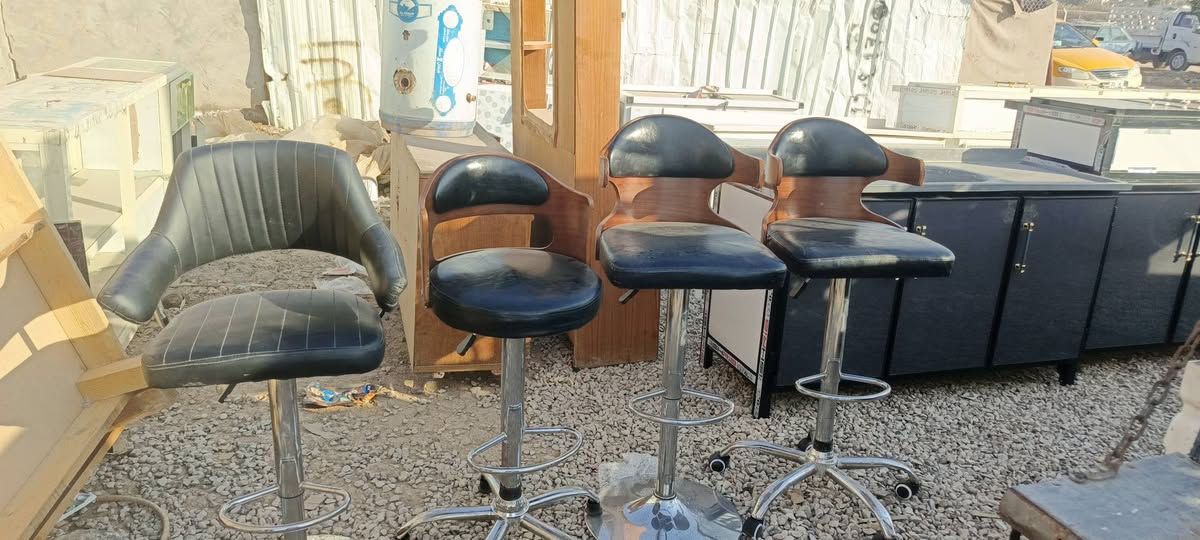 انواع الاثاث المستخدم والجديد في مزاد الرسول العنوان كاطون الرازي نهايه الشارع  لاستفسار ع رقم الهاتف *********** ملاحضه مستعدون لشراء كافه المواد المنزليه وغرف نوم 💤
