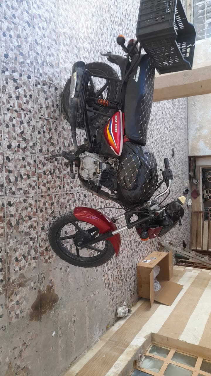 السلام عليكم بوكسر اصولي شرط الترقيم موديل 2020كله شغال السعر 775بيها مجال المكان ديالى بعقوبه العباره حدمكسر الرقم ***********
