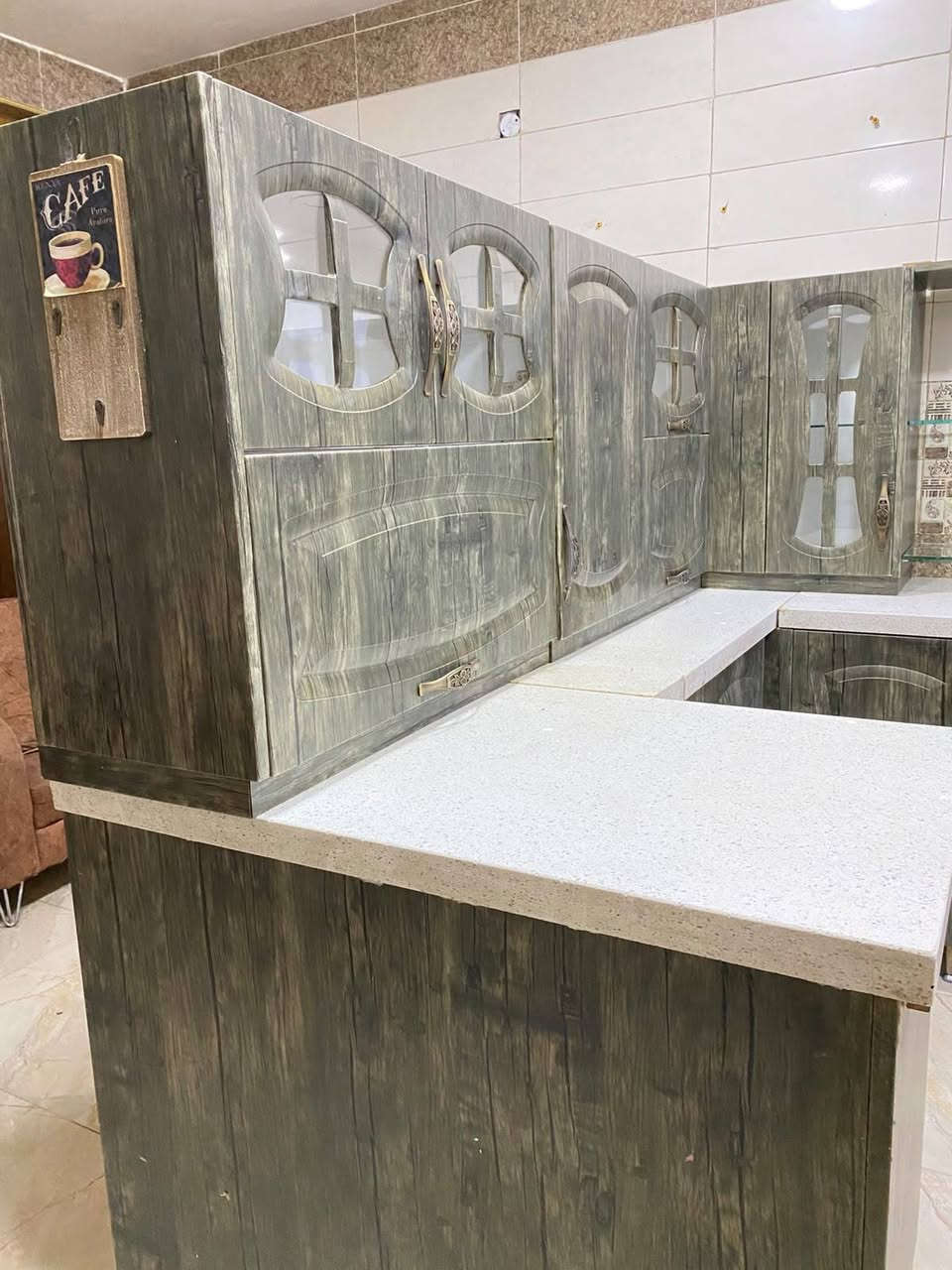 اثاث بيت كامل نظيف جداً أسعار مناسبة
العنوان :  زعفرانيه أربع شوارع 
*********** واتس فقط
