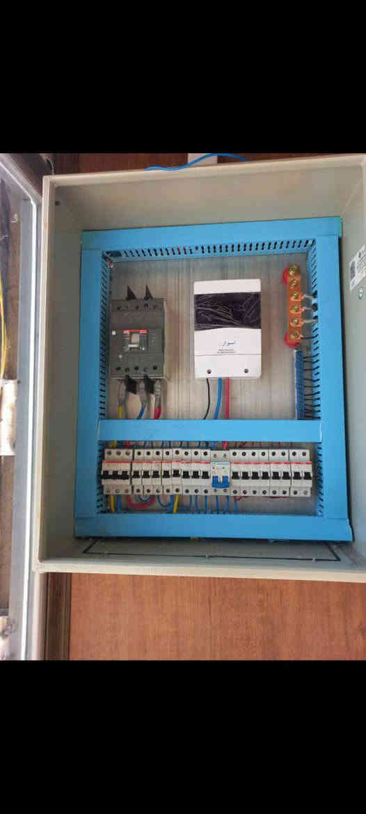 ﻛﻬﺮﺑﺎﺋﻲ ﻣﻨﺎزل 
1_ ﺗﺄﺳﻴﺲ ﻛﻬﺮﺑﺎء بوري / سيمنز  
2_ ﺗﺠﺪﻳﺪ اﻟﺘﺄﺳﻴﺲ اﻟﻘﺪﻳﻢ  
3_ ﺗﺒﺪﻳﻞ ﻧﻘﺎط اﻟﻌﺎﻃﻠﻪ  
4_ اي ﻋﻄﻞ ﻋﻨﺪك اوﺻﻠﻚ للبيت
***********
