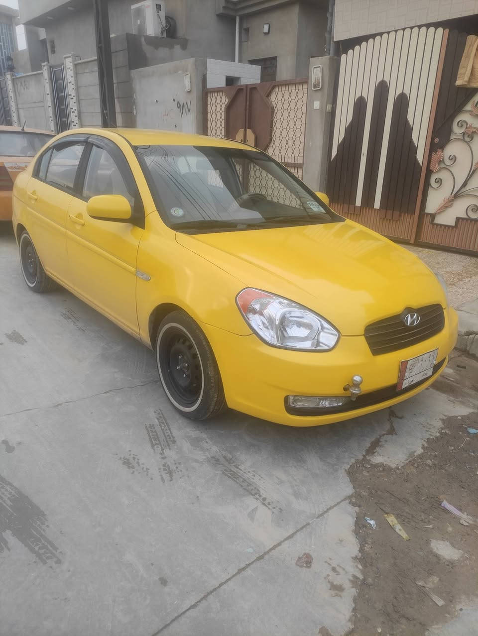 متاح اكسن دبادوب موديل 10 كير ومكينه شرط كوري رقم المني بغداد هيه وغرامات صفر سياره نضيفه مال بيت طخم تير جديد السعر97 رقم هاتف ***********
