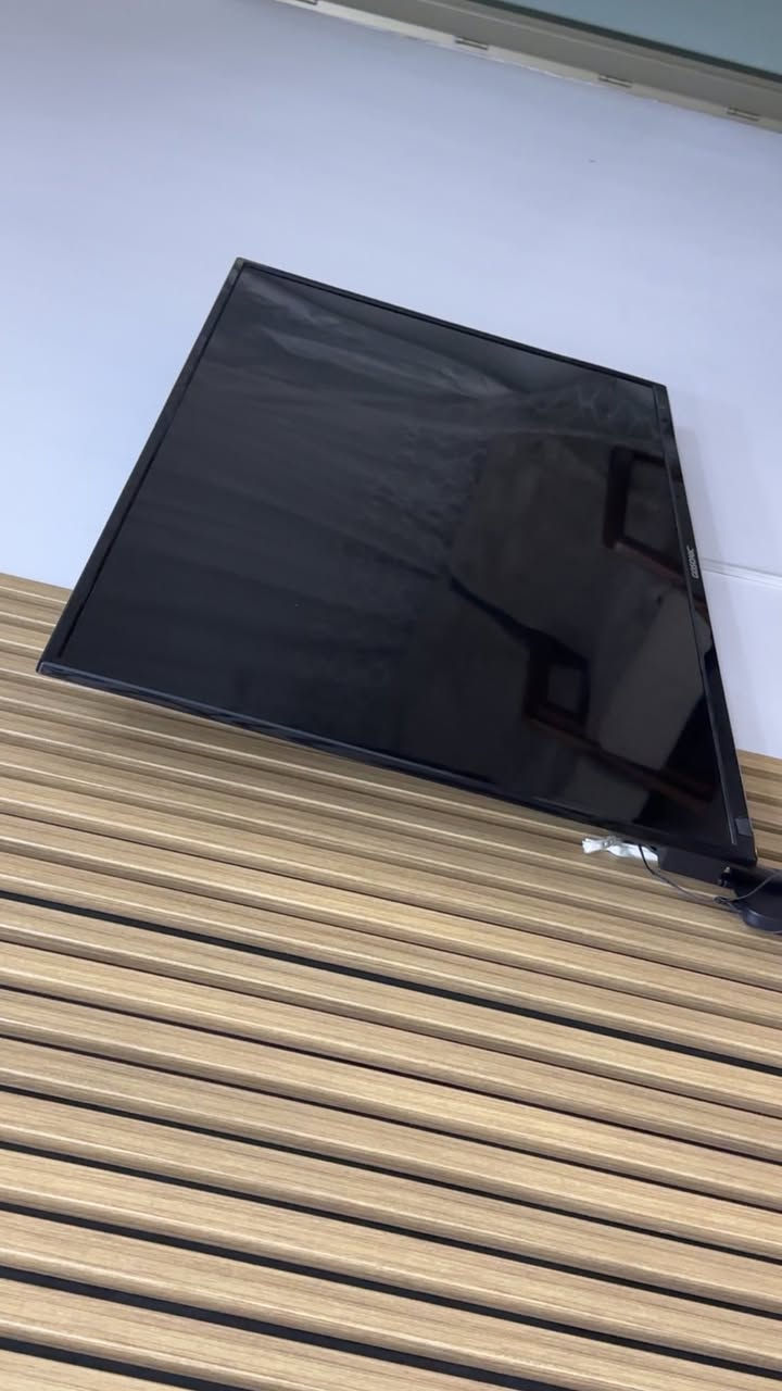 تەلەفیزیونی  مارکەی Gosonic  بۆ فرۆشتن  بێ عەیب  و زۆۆر تازەیە  و  بە وای فای  و انترنیت ئیش ئەکات و سمارتە و نرخی ١٩٠ هەزارە


**إذا كنت صاحب هذا الإعلان وتريد حذفه لأي سبب، رجاءا أرسل رسالة إلى الدعم الفني**