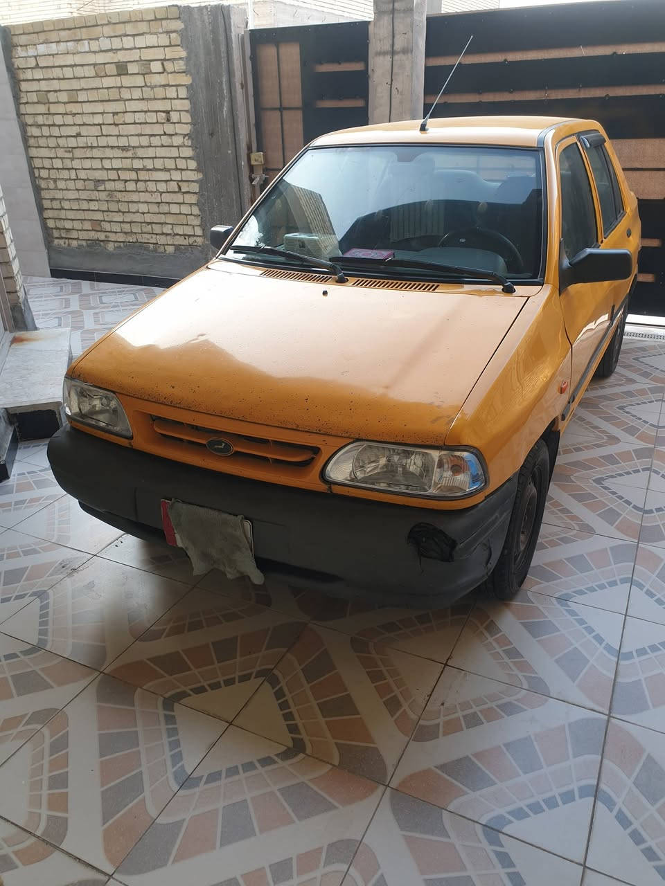 سلام عليكم عندي سايبه 2018 البيع مراسله على رقم ***********
