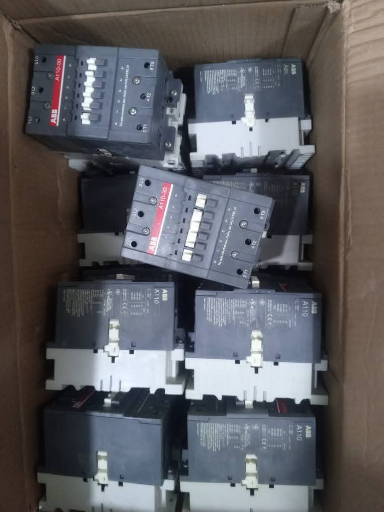 سلام عليكم ورحمه لله وبركاته
يوجد لدينا كونكترات ABB
ثلاثي 160 امبير -190 امبير السعر قطعه ب 60
و 125 امبير السعر 45 الف 
الاستفسار 👈***********👉
خدمه توصيل جميع المحافظات العراق
