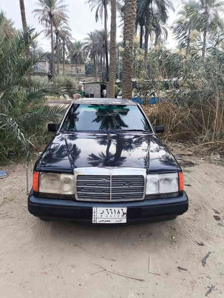 من رخصة الادمن سيارة مارسدس 91 رقم انبار الماني امداور ثانيوم سنويه 26 بعدهي ماصاقطه السيارة حلوه زينه كير مكينه بطه خير من الله مصبوغه عام السياره بلنجف كوفه البوحداري اني مكلف بلنشر اليحب يتواصل مع راعي السياره على الرقم *********** اتواصلو ويا على اي استفسار السعر 30 ورقه او بيه مجال
