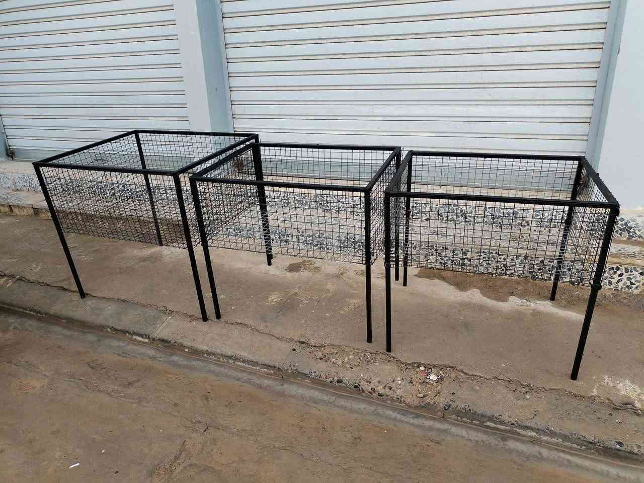 اغراض اسواق للبيع 
رفوف جداريه 
رفوف وسطيه 
رفوف جانبيه
رفوف مخزن
فاترينات 
عارضات عامودي و بطح 
سلات جبس
عارضه جام خانه
ميز دخل
عارضه جكاير 
عارضه تعليق هوكات
موصل ايسر 
*********** اتصال و وتساب 
*********** اتصال فقط 
خاص مفتوح 
ملاحضه.. حجز اغراض ما عندي
