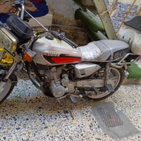 الدراجه للبيع الدراجه شغاله مكان بغداد مدينه الصدر الدسيم أوراقه كامله...