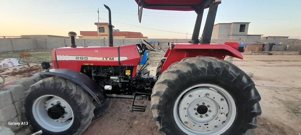 السلام وعليكم
   #للبيع 
تركتر ايراني دبل موديل 2019 
رقم سليمانيه دولي 
#تركتر شريكه 
مكانك كركوك قضاء الحويجه 
للستفسار اتصل ***********
