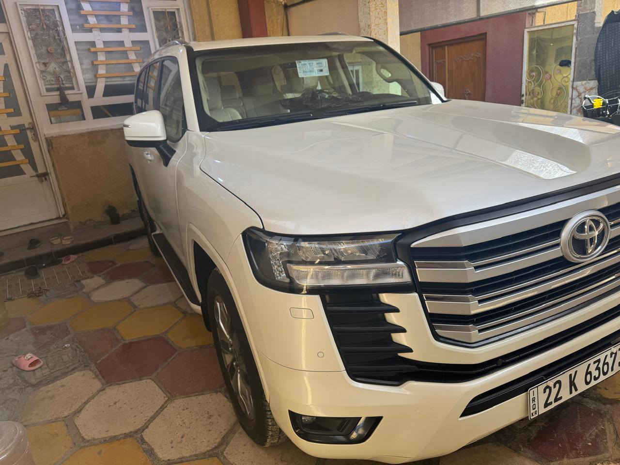 السلام عليكم
للبيع فقط بسعر مناسب
تويوتا لاندكروزر GXR SAS 
موديل 2022
فول مواصفات 3 شاشات تطبيق 
السيارة مكفولة كفالة عامة عدا اصبعين فوك الايت الايسر
ماشية 53 الف كيلو 
رقم اربيل  الجديد وبأسمي تحويل مباشر
للاستفسار 
***********
