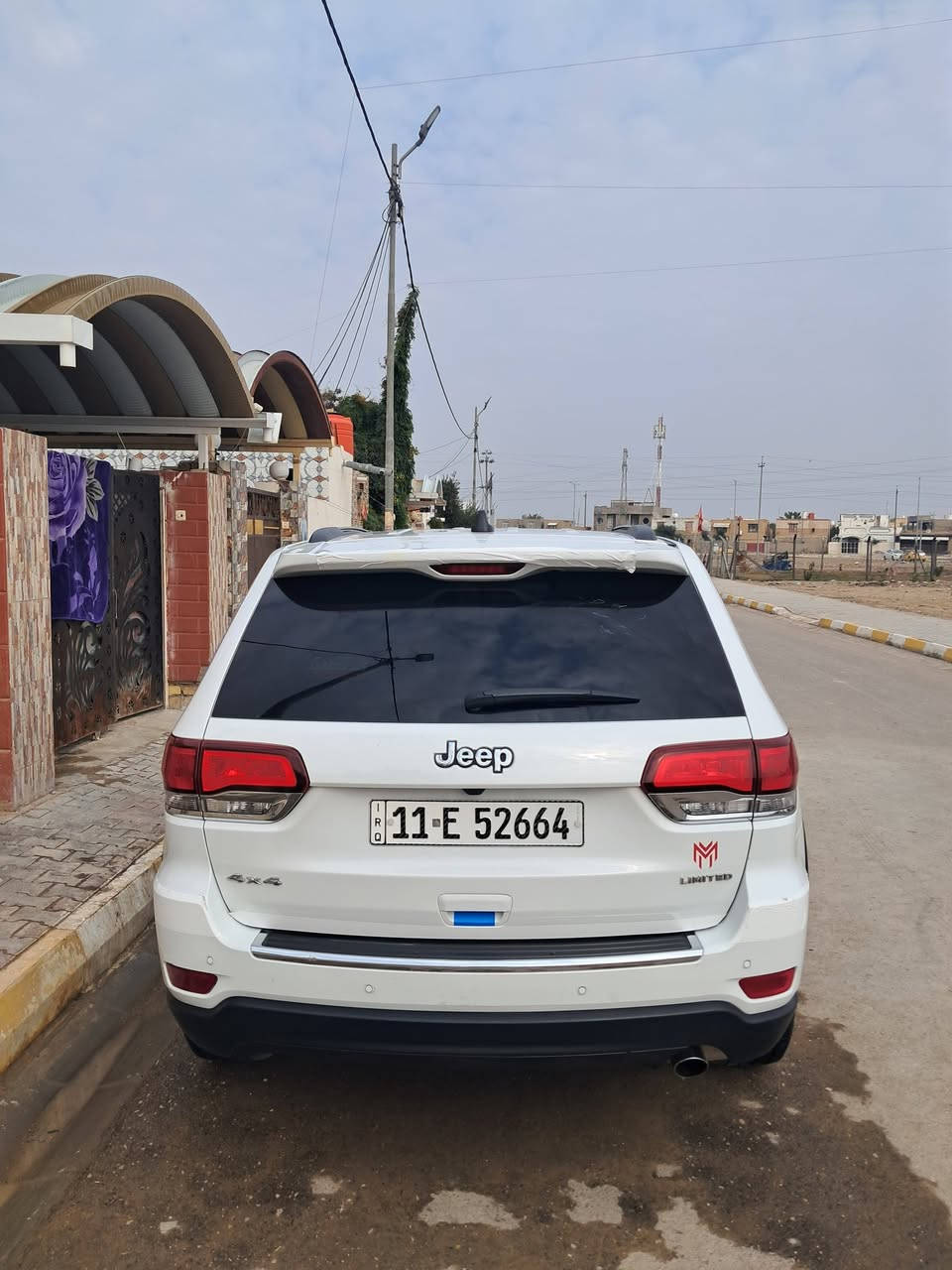 السلام عليكم ورحمة الله وبركاته،
جيب موديل٢٠٢١ لمتد نضيفه 
سياره بيهه فقط تبديل بنيد وجاملغ
رقمهه بغداد انكليزي بسمي تحويل مباشر 
مكينه 3600 6سلندر  جكات تصعد وتنزل،شاشه ذكيه جنطه كهربائيه وهواي مواصفات
السياره نضيفه على اخر حبايه ماتصرف عليها ربع
مكاني واسط قضاء الحي السعر ٢٢٠ قفل رقمي ***********
