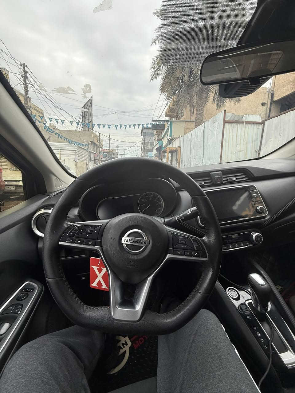 نيسان فيرسا فئة SR للبيع
رقم اربيل سنوية تنتهي بشهر السابع
صبغها فقط نص البنيد ويم البك لايت الخلفي بارد على كد  شبر  بدون ايرباك ولا دواخل 

المواصفات:
نقطة عمياء
تشغيل عن بعد
تحذير خروج عن المسار
مرايات كهربائية
كاميرا دوارة ورادار وتوقف تلقائي
كار بلي واندرويد اوتو
تحكمات ستيرن
مكينة ٤ سلندر و٨ نوزلات

السيارة اقتصادية جدًا وعملية ماشية 67 الف ميل
بيها ملاحظات بسيطة بالصدر
سعرها 108 وبيها مجال بسيط
مكاني المنصور وبعد السبعة بالدورة
*********** للاستفسار
