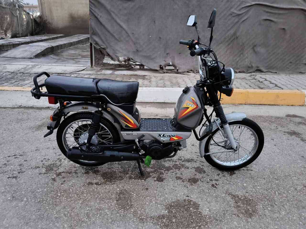 السلام عليكم درجة TVS للبيع نظيفه خير من الله جديدة 

عنوان ديالى بعقوبه التحرير السعر 950
مامتواجد ع قيس اتصال ***********
