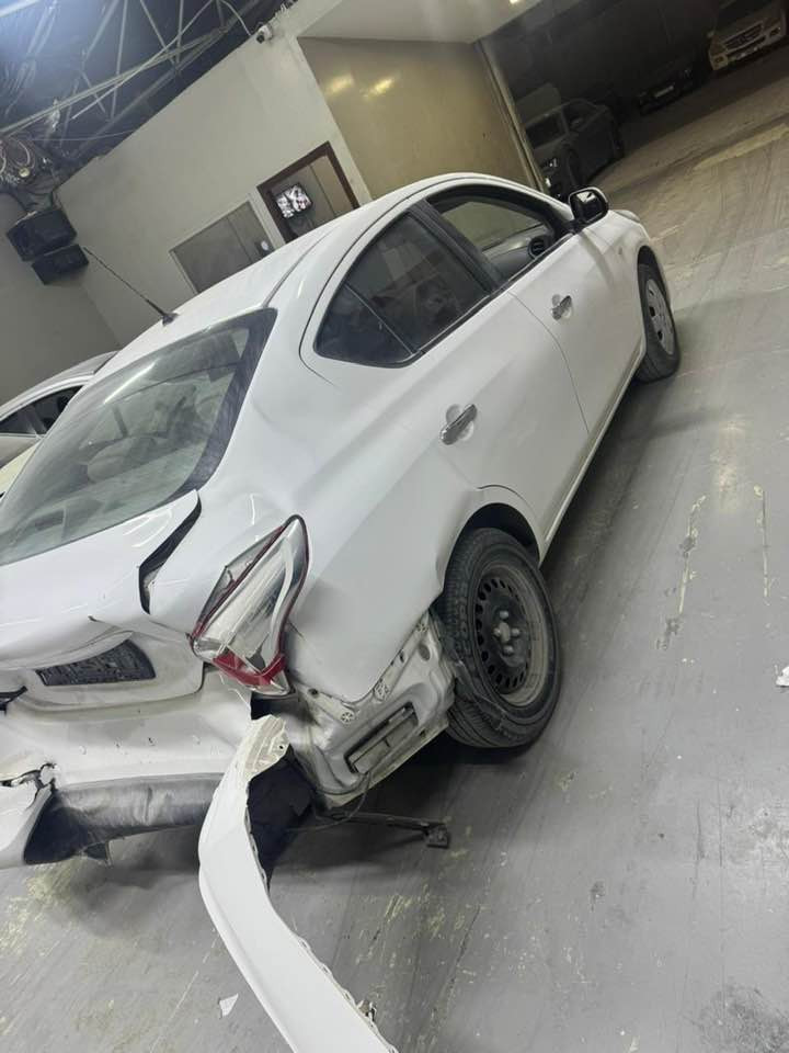 نيسان صني موديل 24 مصلح واصل بصره 77 بلاكمرك 
تواصل وتساب ***********
